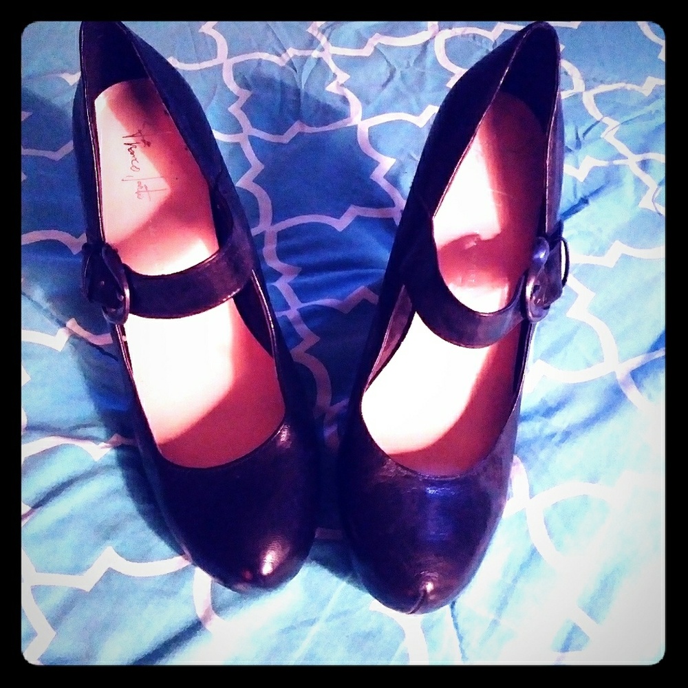Women shoes
